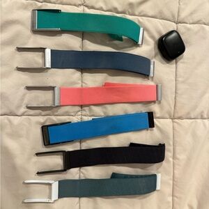 WHOOP 4.0 Battery Pack and 6 Bands